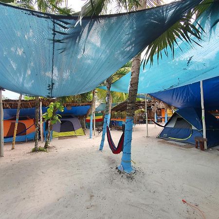 Camping Del Ritmo & Kite Club Hotell El Cuyo Exteriör bild